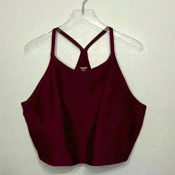 Old Navy Active Burgundy Crop Top Tank/Sports Bra NWT 4X - Picture 1 of 5